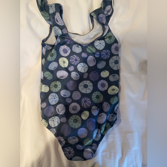 Pearl street swim suit in size 5/6 - Picture 2 of 3